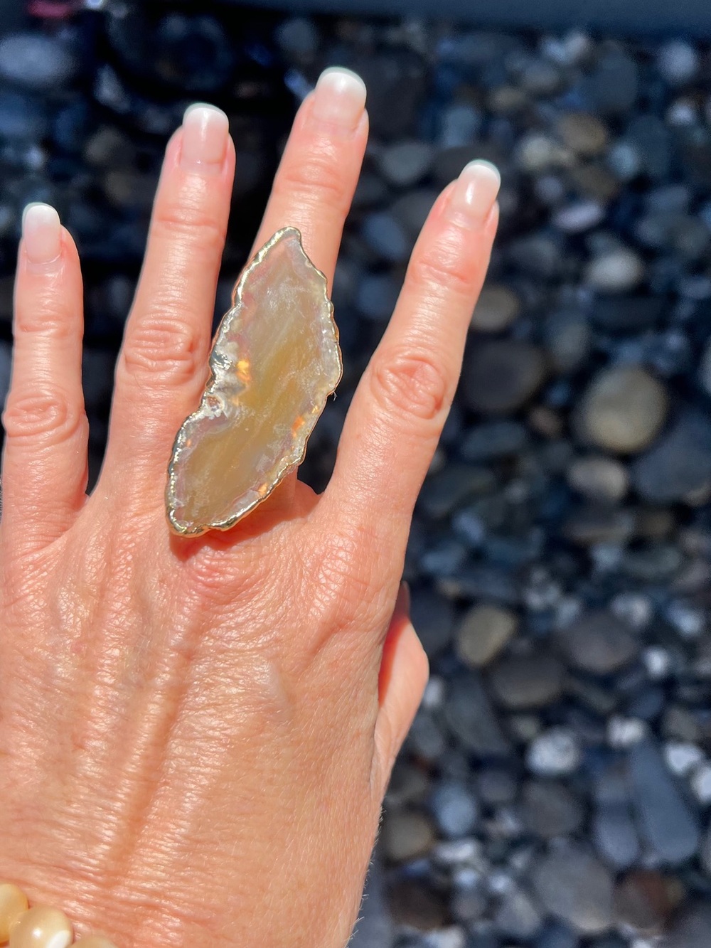 Gold-Edged Agate ring - Neutral Tones